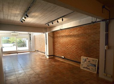 2A383217-C3D6-4260-9D80-EBA364FCF205_1_105_c