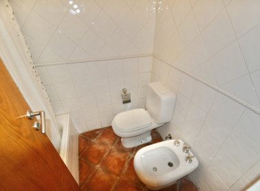 5B9F5D84-6829-41A7-8F95-97F1F6C7DB2F_1_105_c